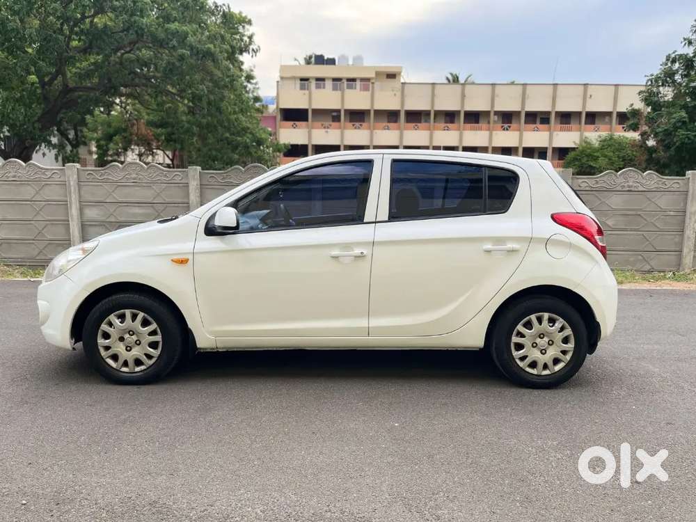 Hyundai I20 2011 Petrol 94000 Km Driven