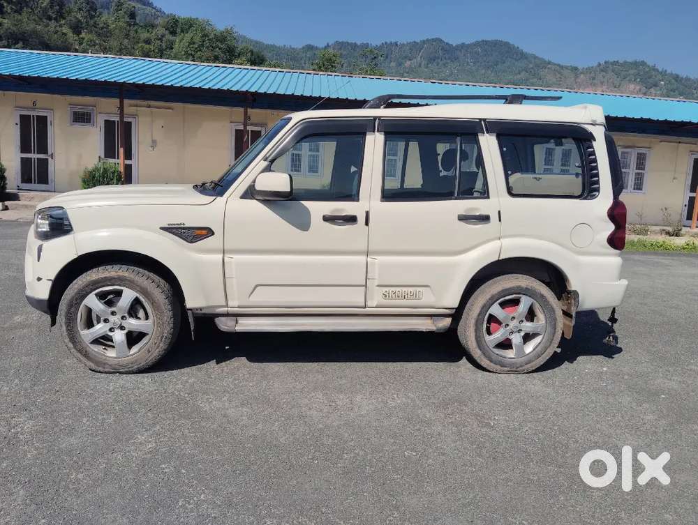 Mahindra Scorpio 2017 Diesel Well Maintained