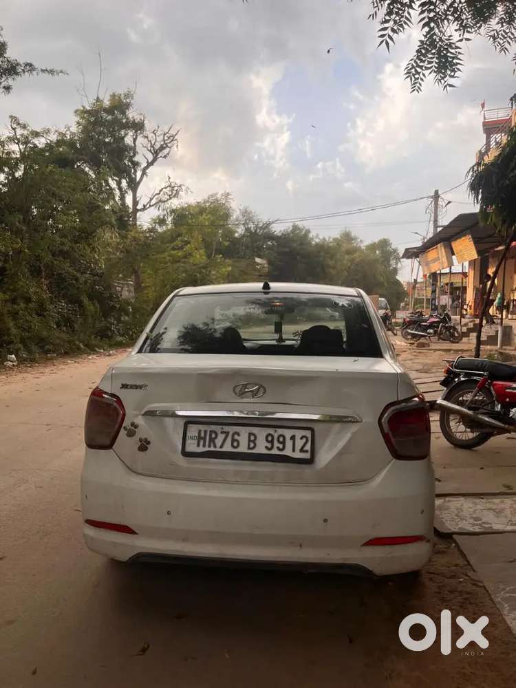 Hyundai Xcent 2015 Diesel 129000 Km Driven