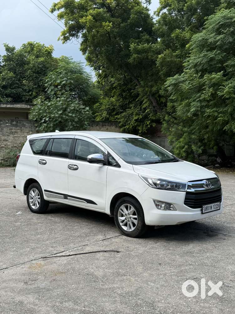 Toyota Innova Crysta 2.4 Gx Mt 8s, 2020, Diesel