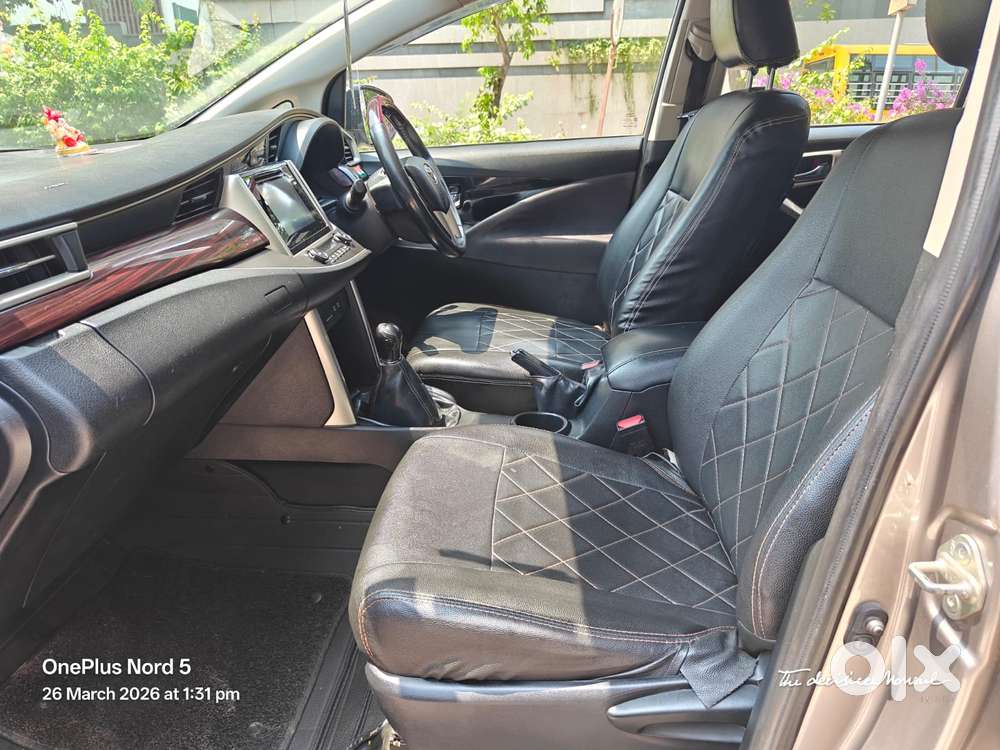 Toyota Innova Crysta 2.4 V 8 Str, 2017, Diesel