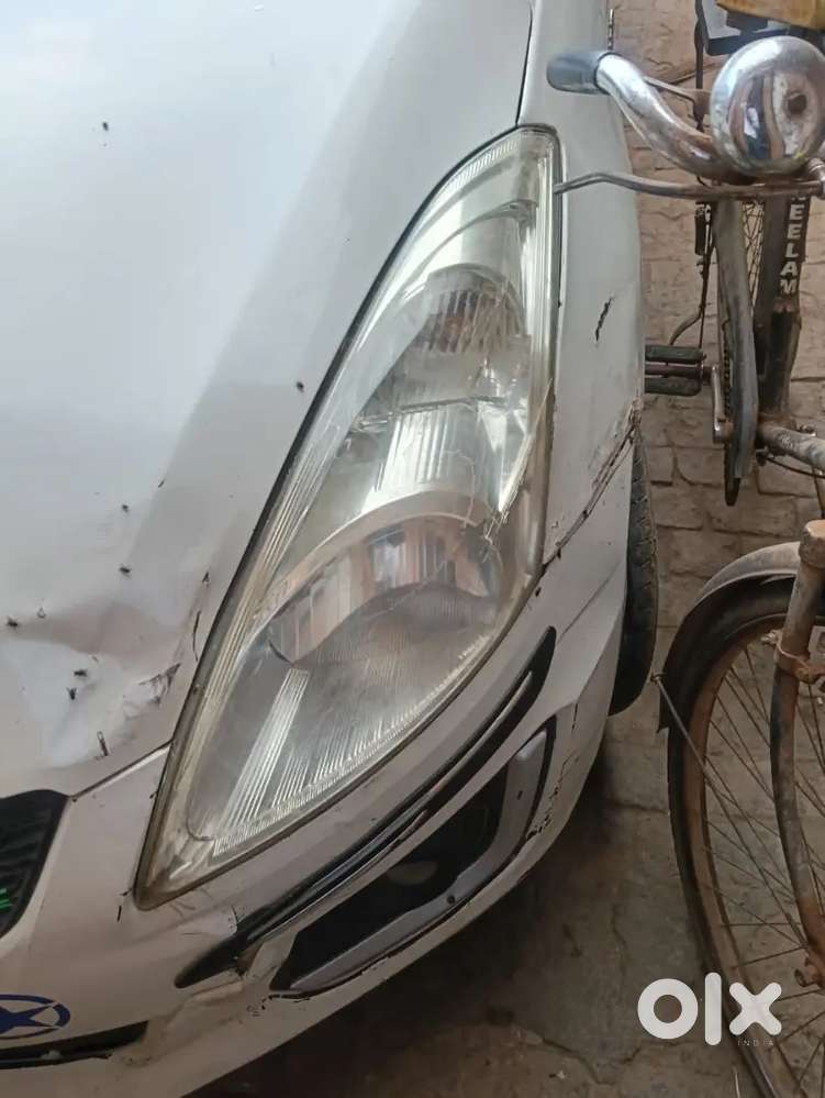 Car Vix Hai अच्छी कंडीशन है