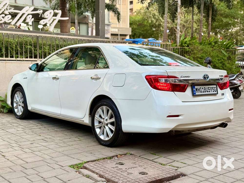 Toyota Camry 2.5 Hybrid, 2014, Petrol