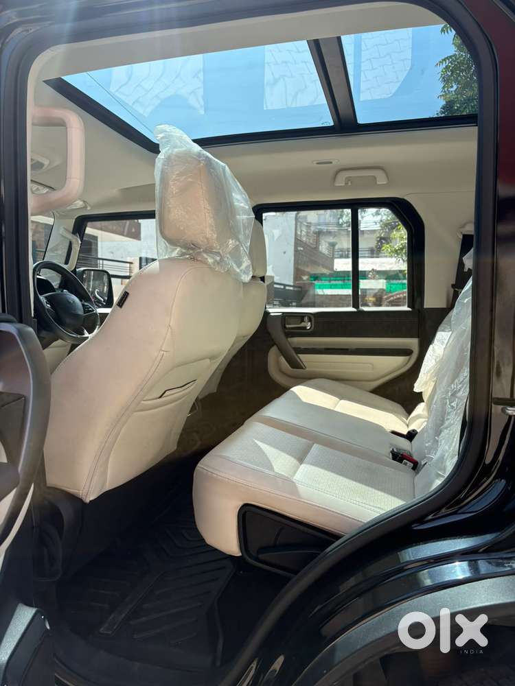 Mahindra Thar Roxx Ax7l Rwd At, 2025, Diesel