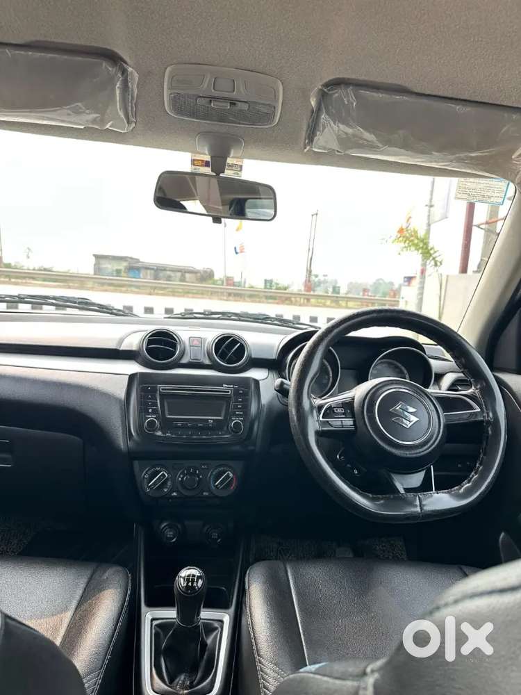 Maruti Suzuki Swift 2021 Petrol 23986 Km Driven