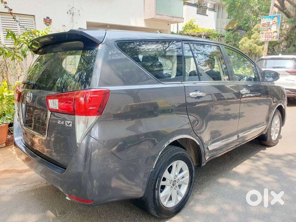 Toyota Innova Crysta 2.4 V 7 Str, 2017, Diesel