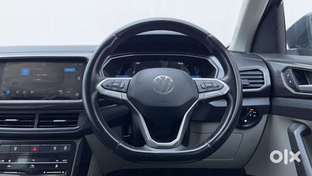 Volkswagen Taigun Topline 1.0 Tsi At (electric Seats), 2023, Petrol