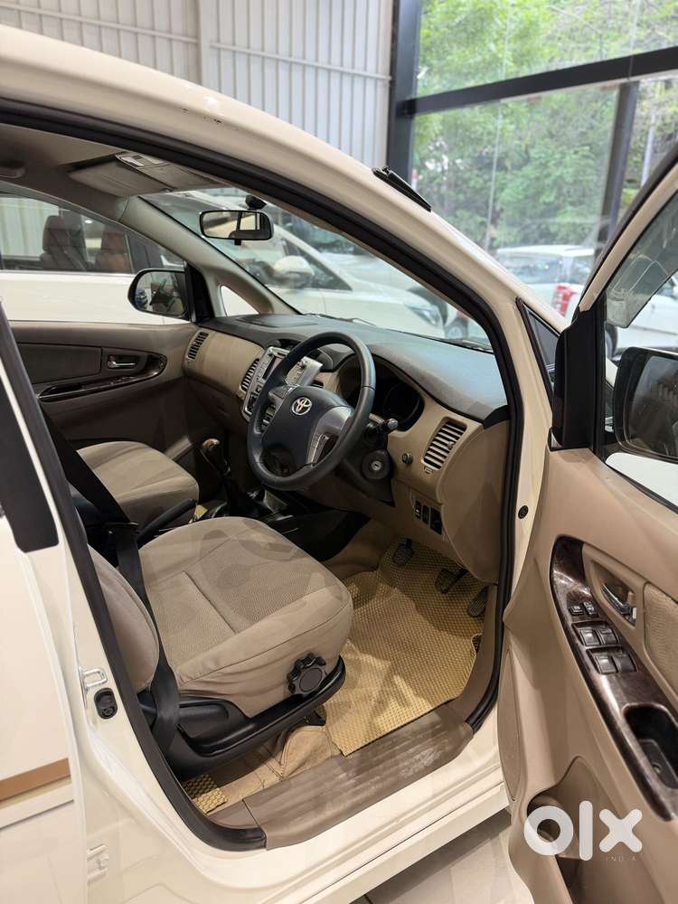 Toyota Innova 2.5 Vx 8 Str, 2015, Diesel