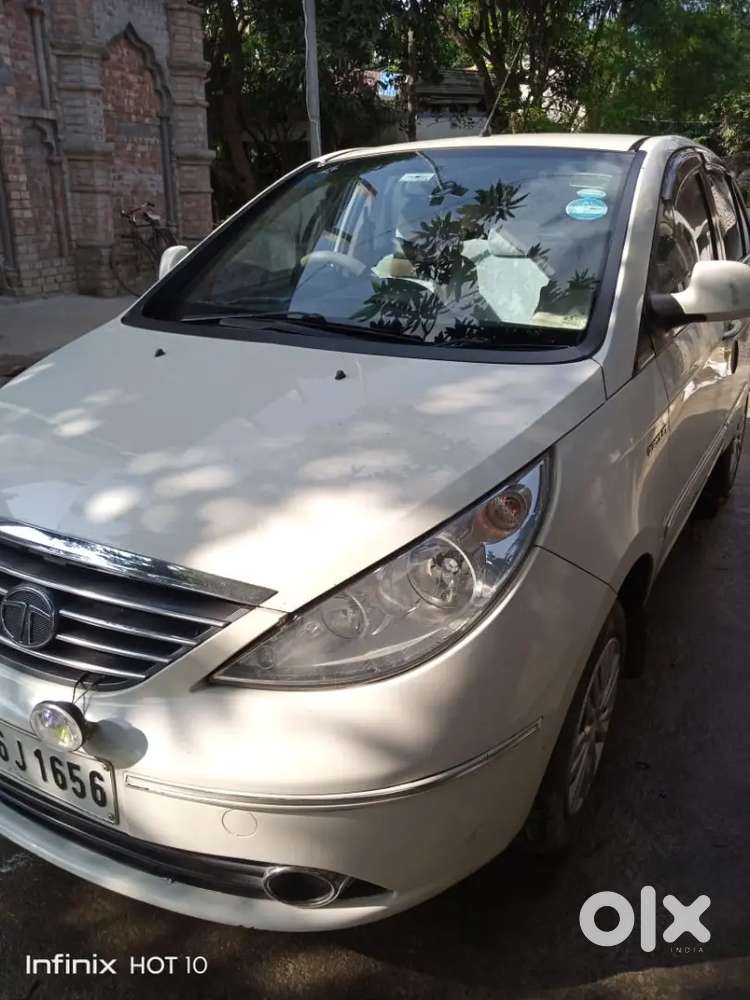 A Very Fresh Condition Family Driveen Car