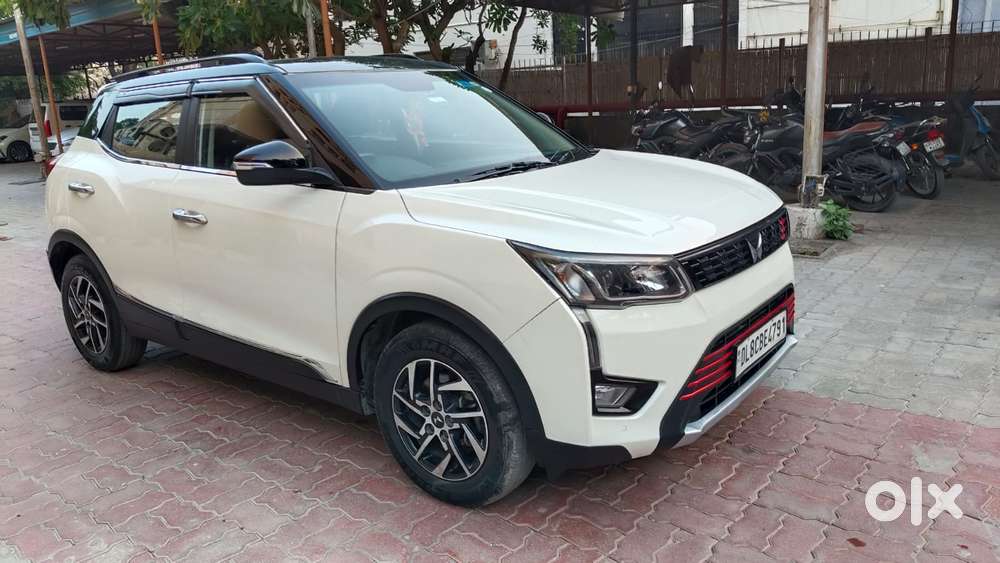 Mahindra Xuv300 W8 Option Dual Tone, 2022, Petrol