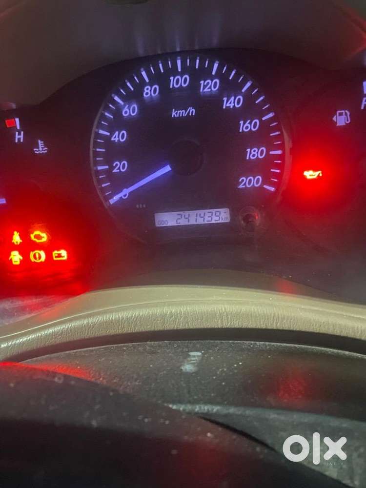 Toyota Innova 2016 Diesel Well Maintained