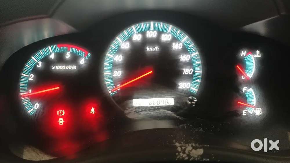 Toyota Innova 2015 Diesel 87000 Km Driven