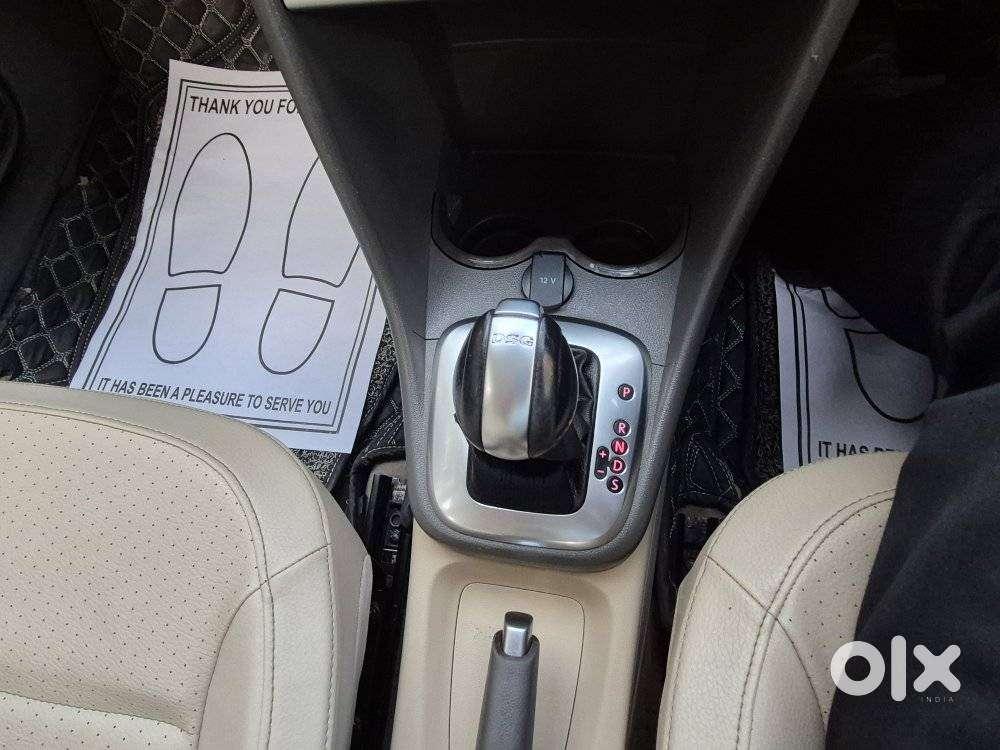 Volkswagen Vento 1.2 Tsi Highline At, 2016, Petrol