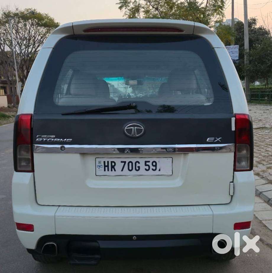 Tata Safari Storme, 2013, Diesel