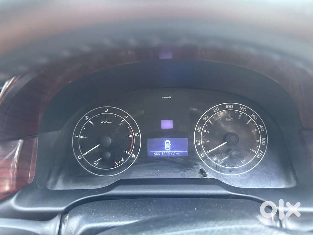 Toyota Innova Crysta 2.8 Gx At 7 Str, 2016, Diesel