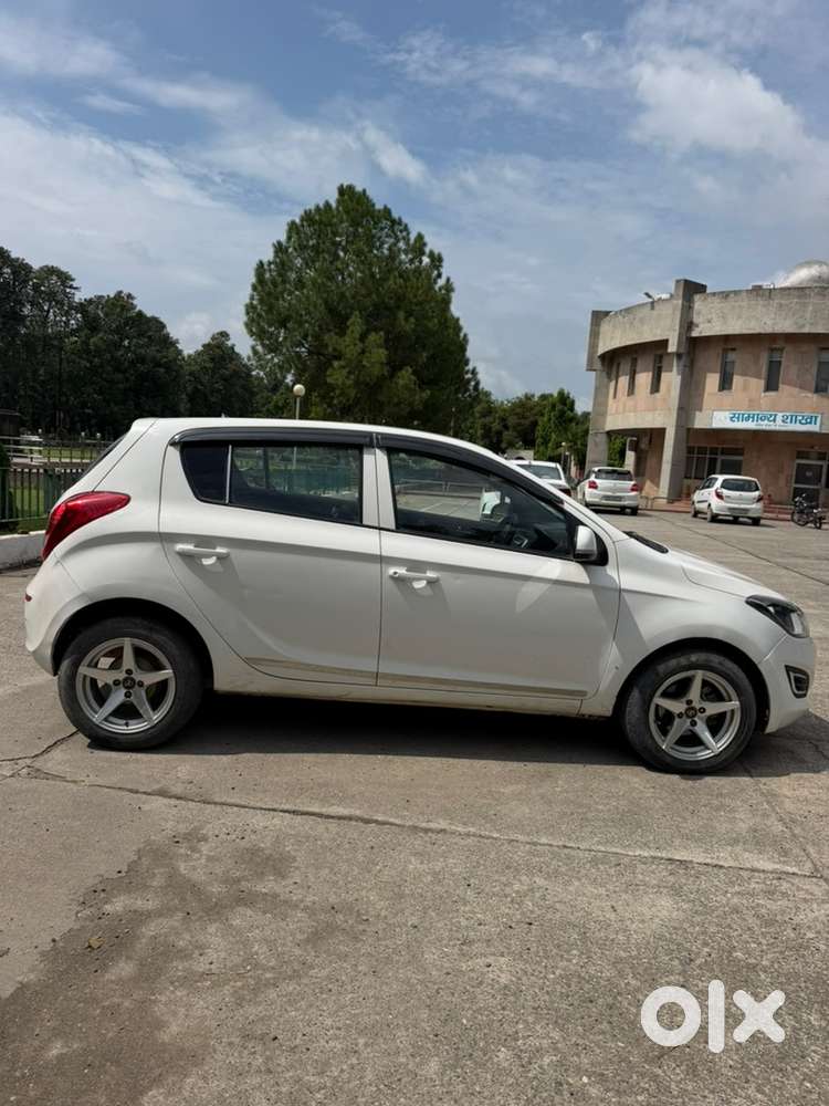 Hyundai I20 Diesel Manual 2012