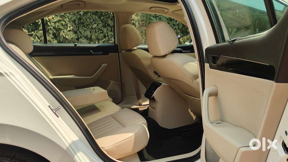 Skoda Superb L&k 1.8 Tsi At, 2017, Petrol