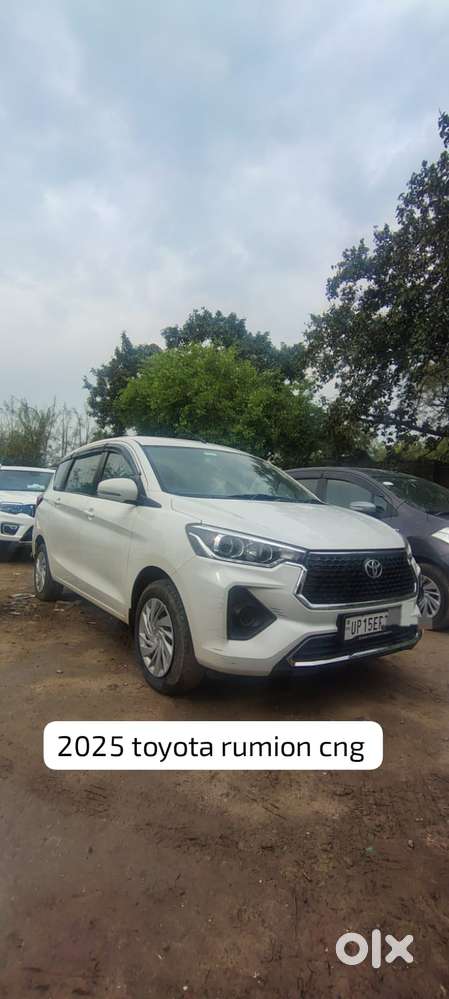 Toyota Rumion S Cng, 2024, Cng & Hybrids