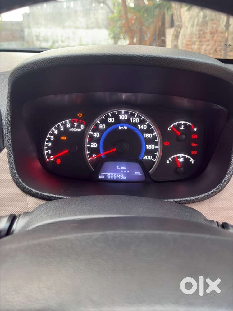 Hyundai Grand I10 2015 Petrol Well Maintained