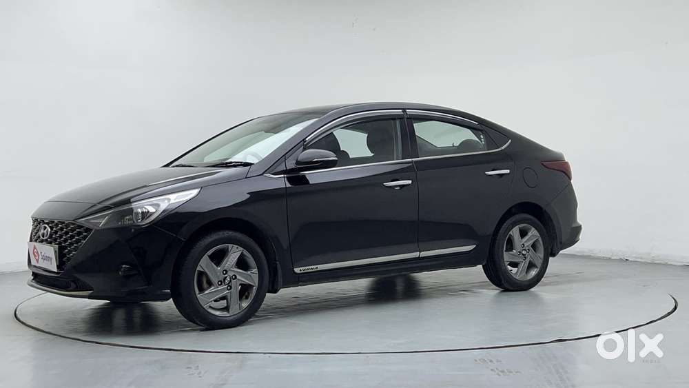 Hyundai Verna 1.5 Sx Ivt, 2022, Petrol