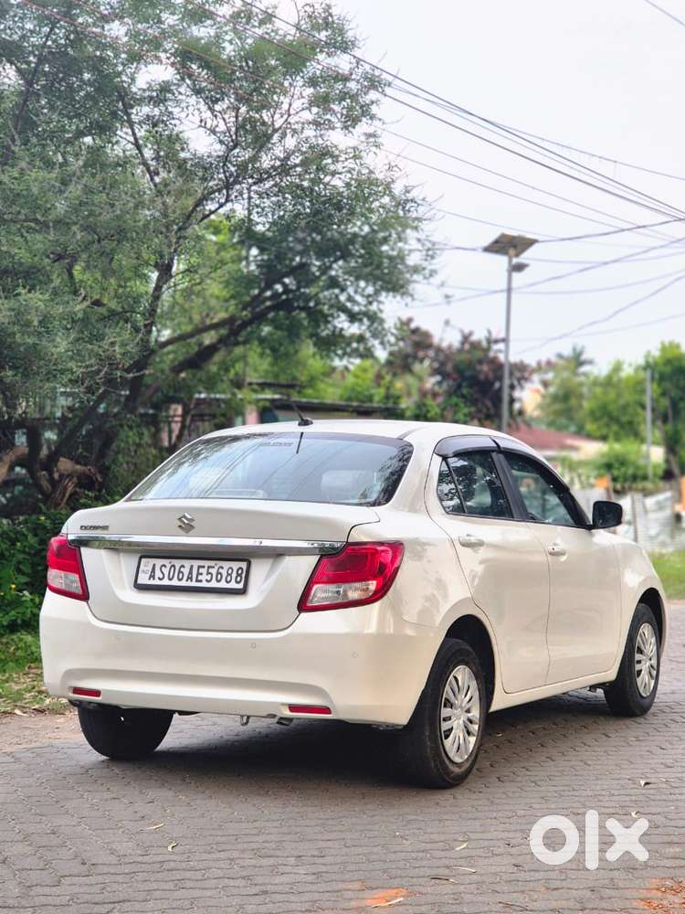 Maruti Suzuki Dzire 1.2 Vxi, 2021, Petrol
