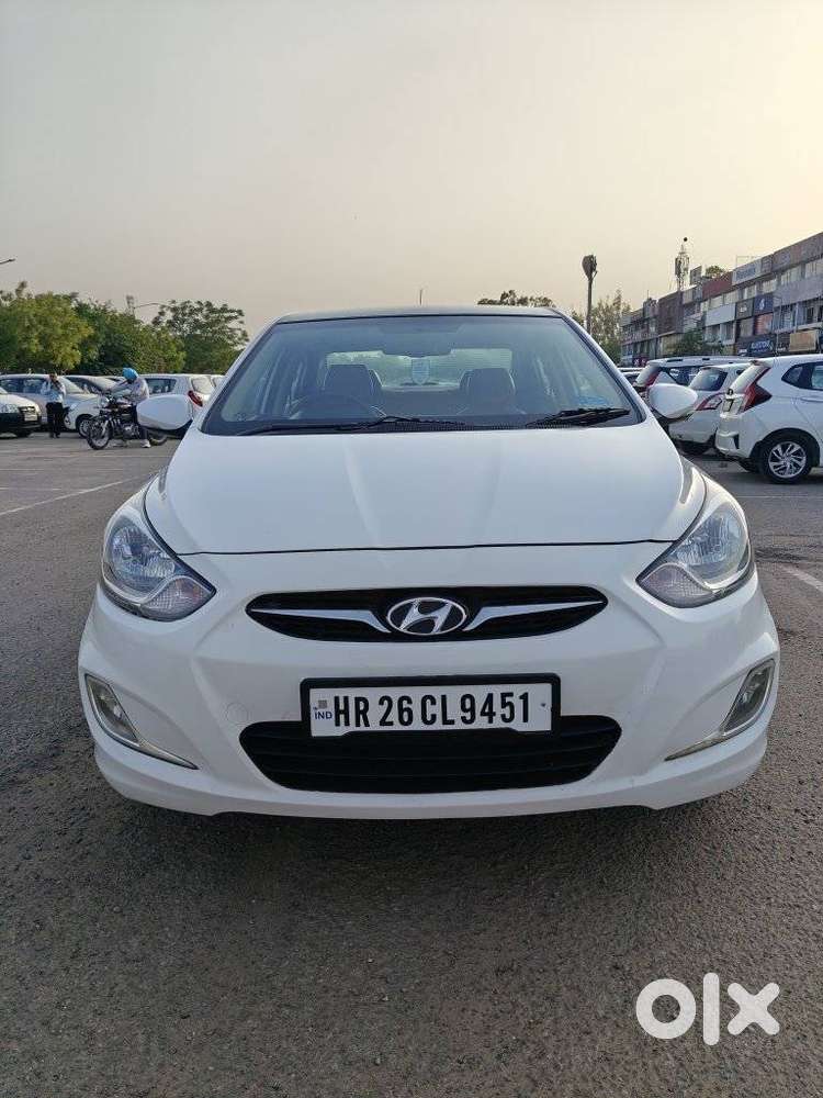 Hyundai Verna Fluidic 1.6 Vtvt Sx, 2014, Petrol
