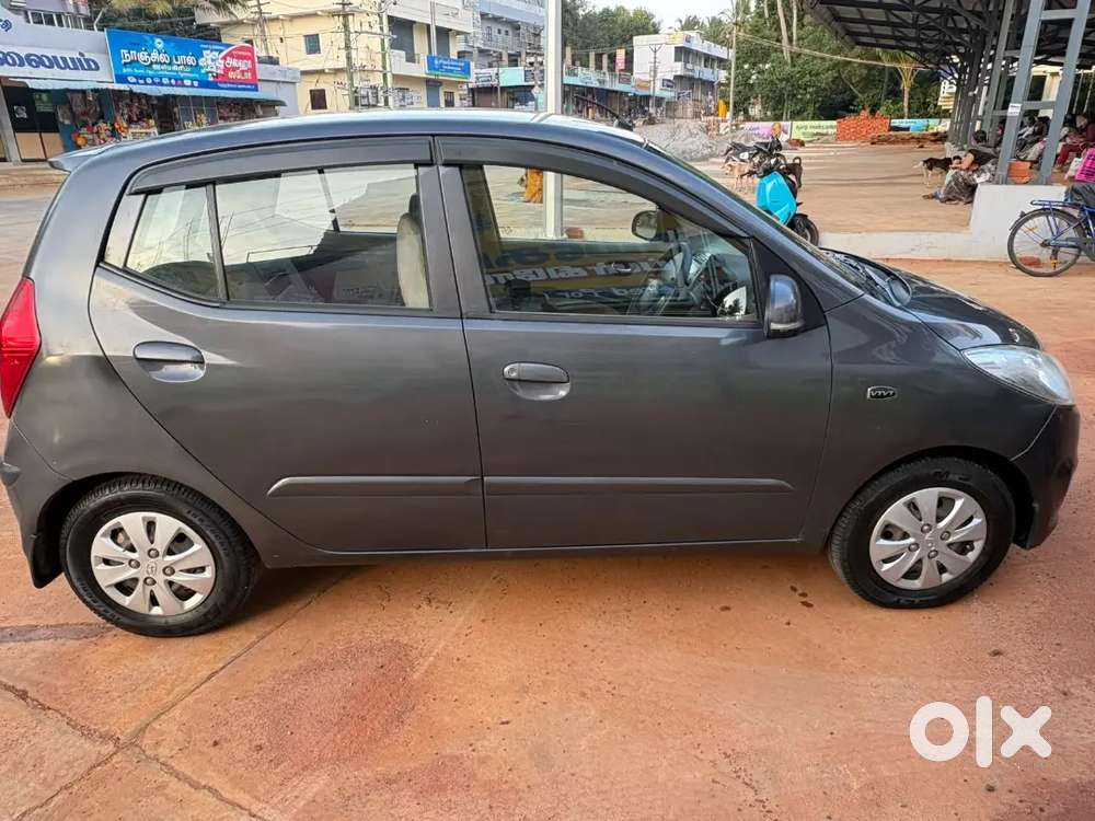 Hyundai I10 Sportz 2011 Petrol Manual