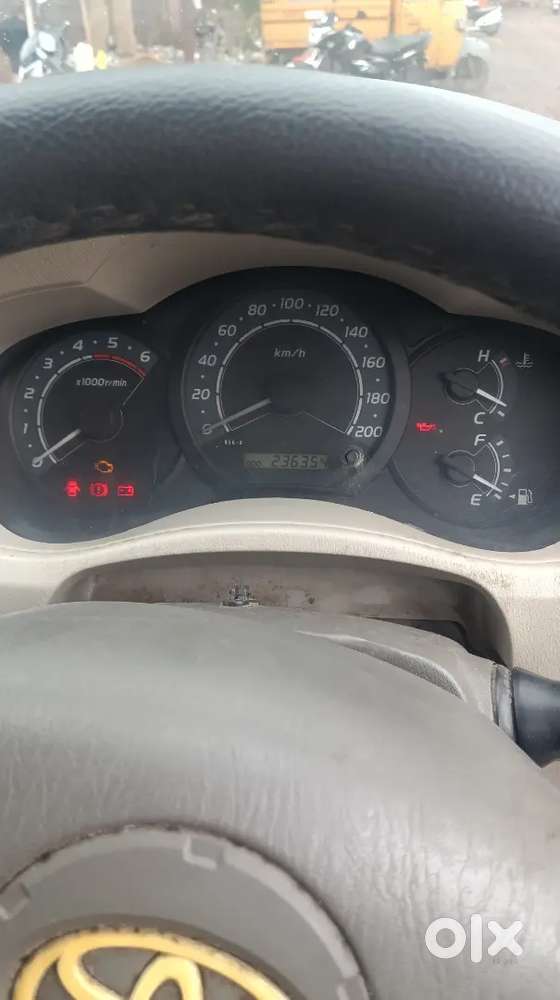 Toyota Innova 2.5g 2010 Ending Model 2030 All Documents Are Clear