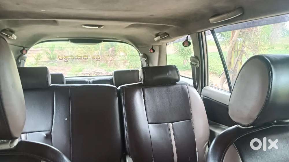 Toyota Innova Diesel Automatic 2009