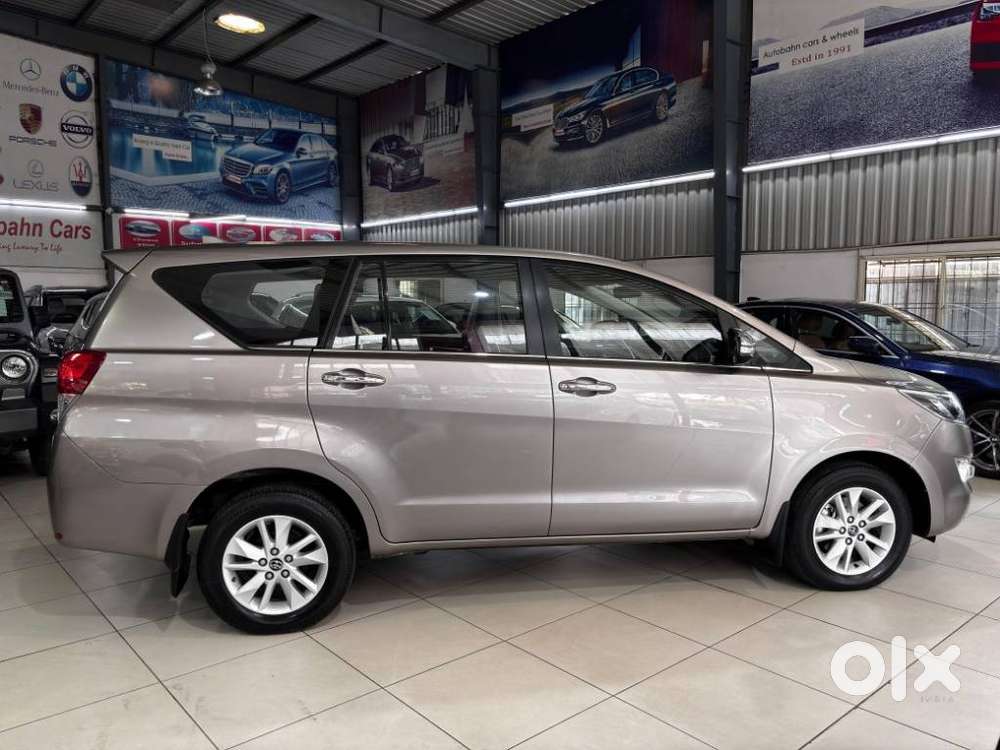 Toyota Innova Crysta 2.5z, 2017, Diesel