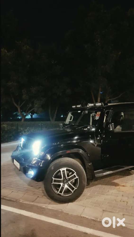 Mahindra Thar Roxx Mx5 Diesel Mt Rwd 2025