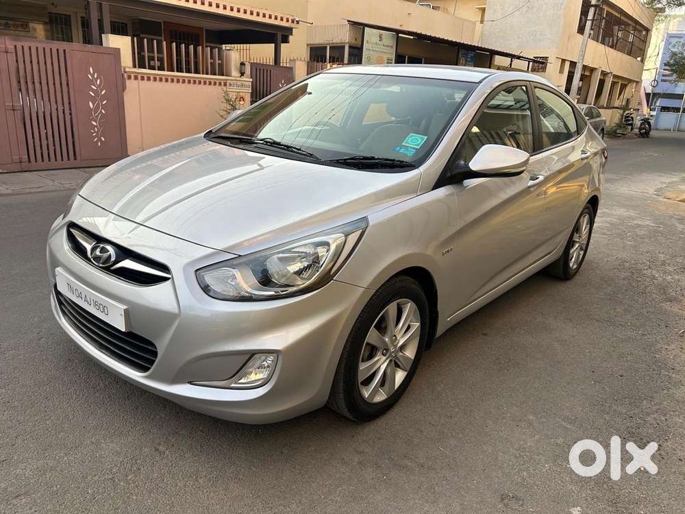 Hyundai Verna Fluidic 1.6 Vtvt Sx, 2011, Petrol