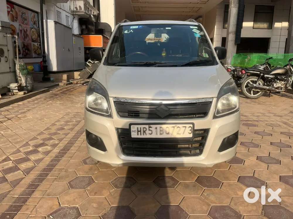 A One Condition With Company Fitied Cng Plus Petrol