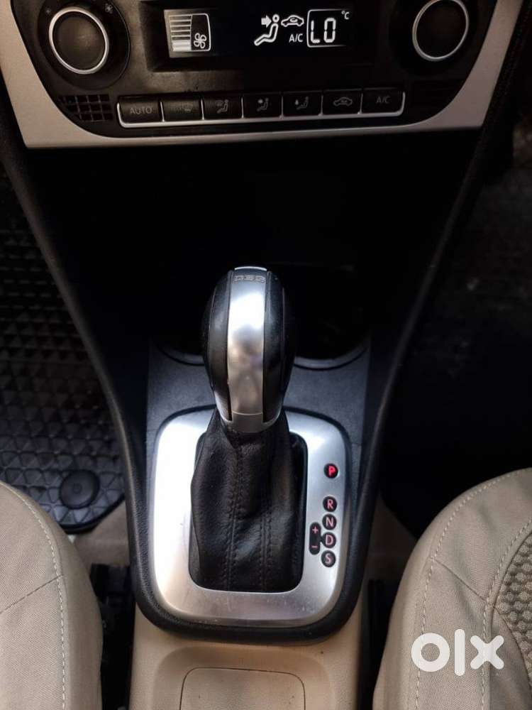 Volkswagen Ameo 1.5 Tdi Highline At 16 Alloy, 2017, Diesel