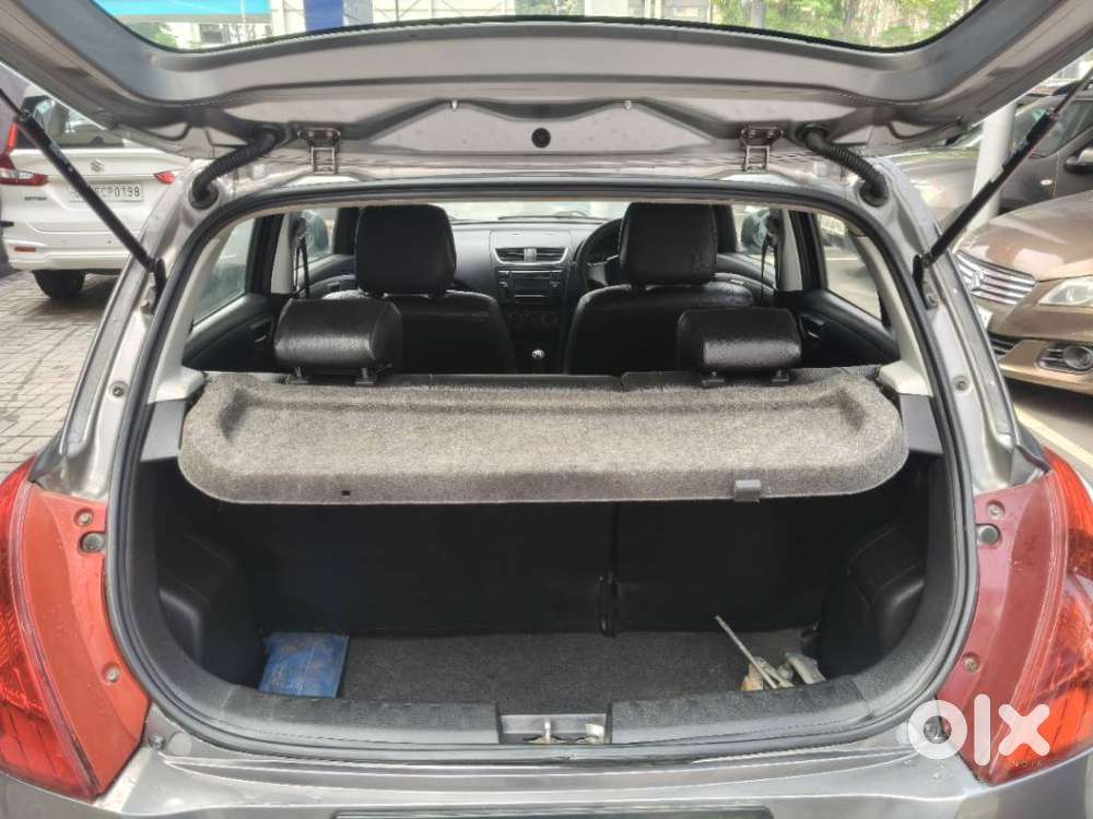 Maruti Suzuki Swift Vxi With Abs, 2015, Petrol