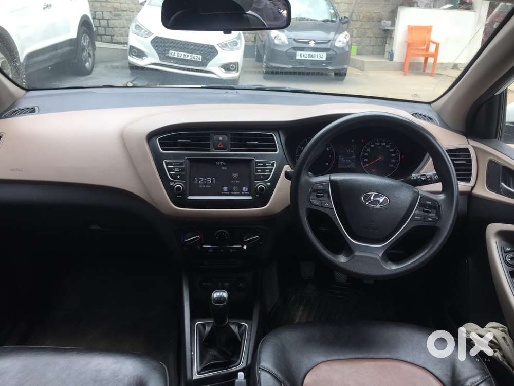 Hyundai I20 Sportz 1.2 Mt, 2019, Petrol