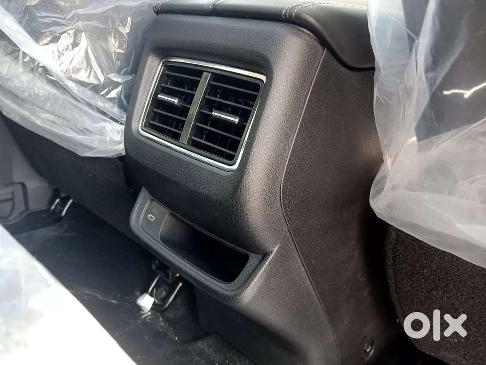 Mahindra Thar Roxx, 2026, Petrol