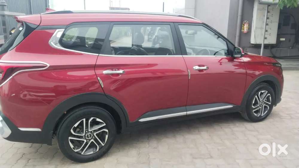 Kia Carens 2023 Diesel 68000 Km Driven