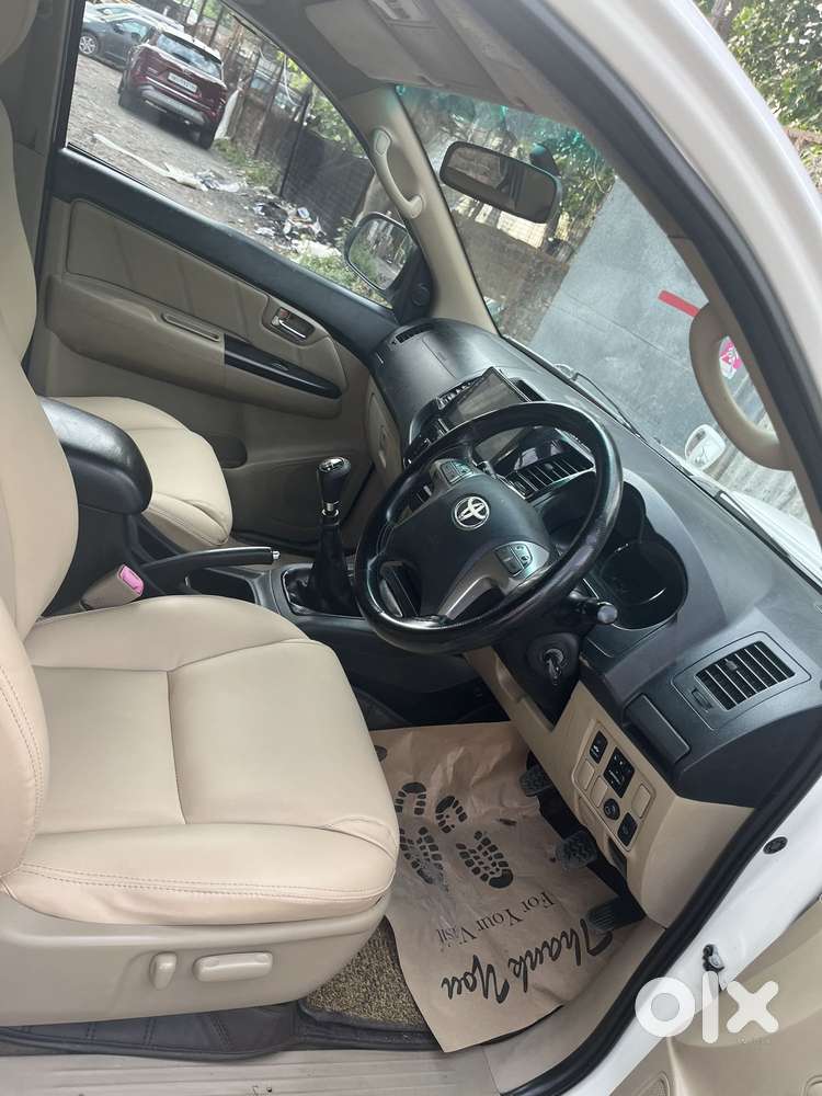Toyota Fortuner 3.0 Ltd, 2015, Petrol