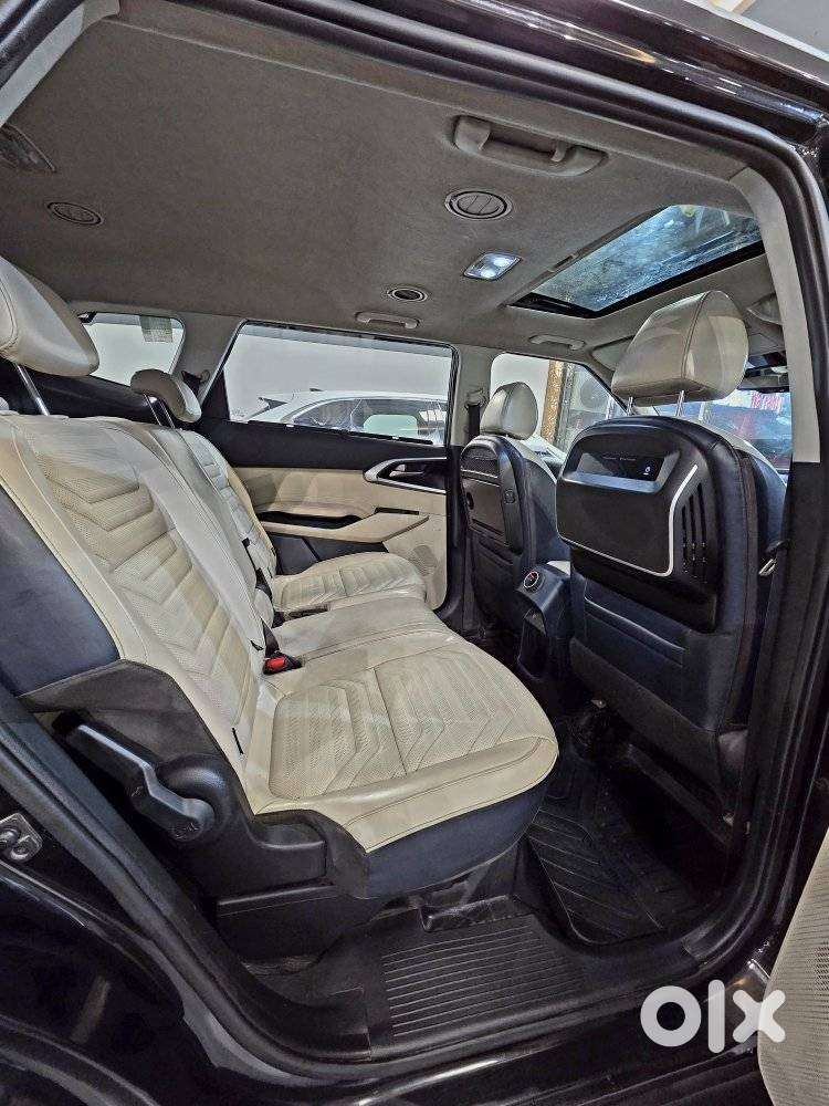 Kia Carens Luxury (o)1.5 Diesel At 7 Str, 2022, Diesel