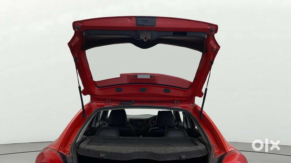 Maruti Suzuki Baleno 1.2 Sigma, 2016, Petrol