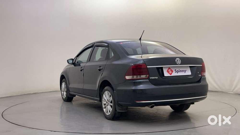 Volkswagen Vento Petrol Highline, 2015, Petrol