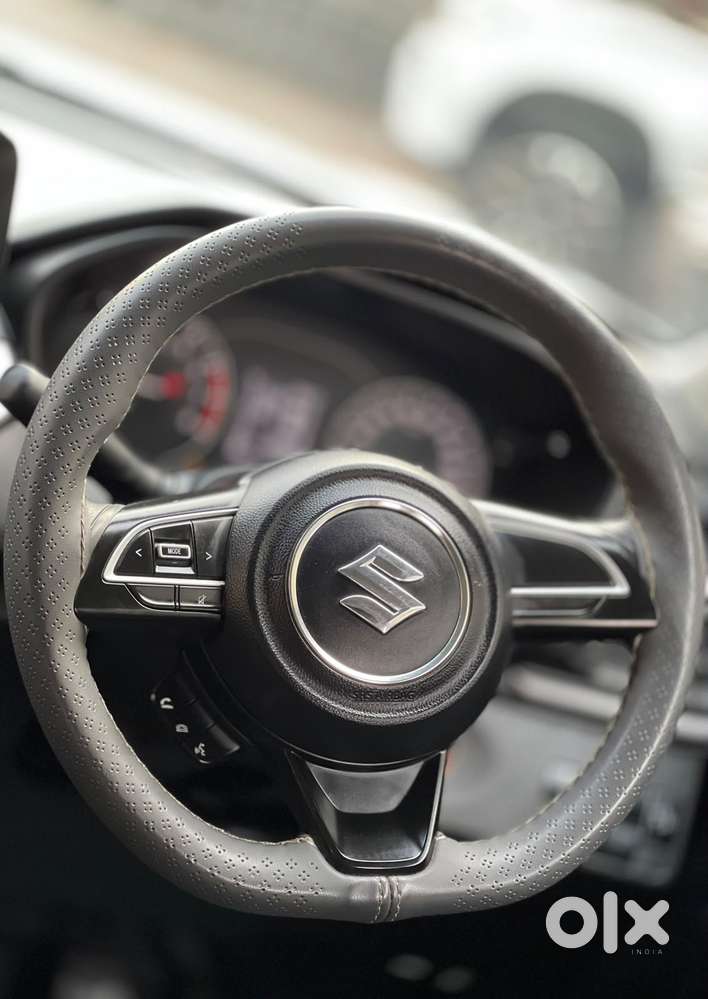 Maruti Suzuki Brezza 1.5 Vxi Cng, 2025, Cng & Hybrids