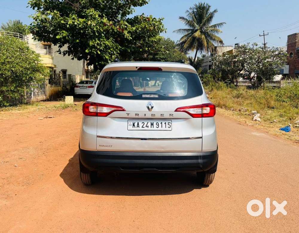 Renault Triber Rxl, 2022, Petrol