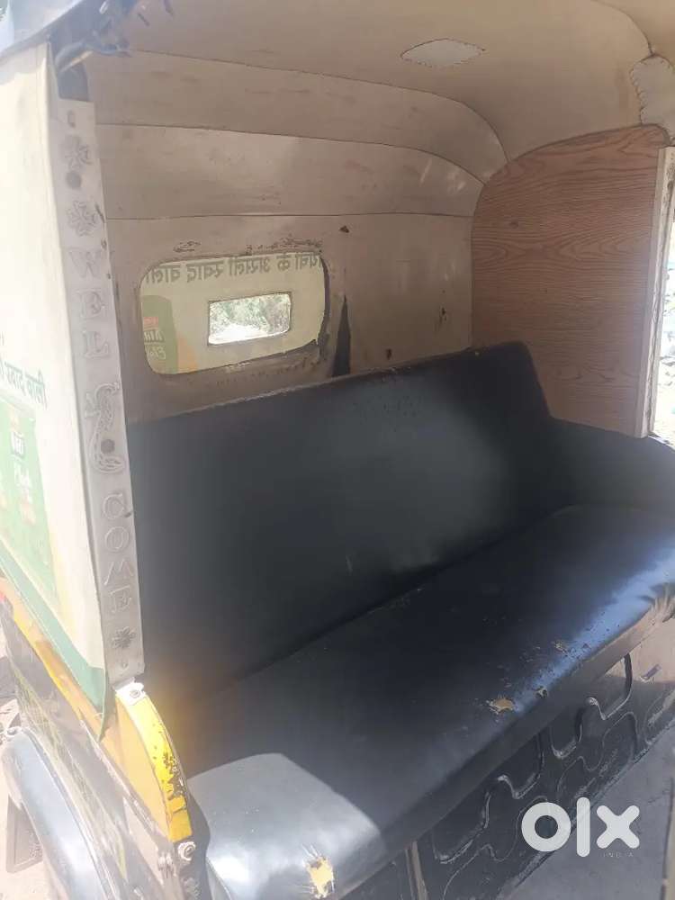 Bajaj Auto Rickshaw Fully Condition