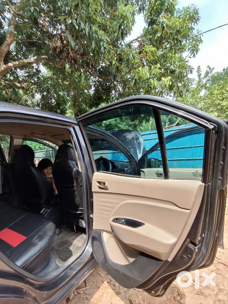 Showroom Condition Car,  Insurance Laps Ache Eta Korte Hobe