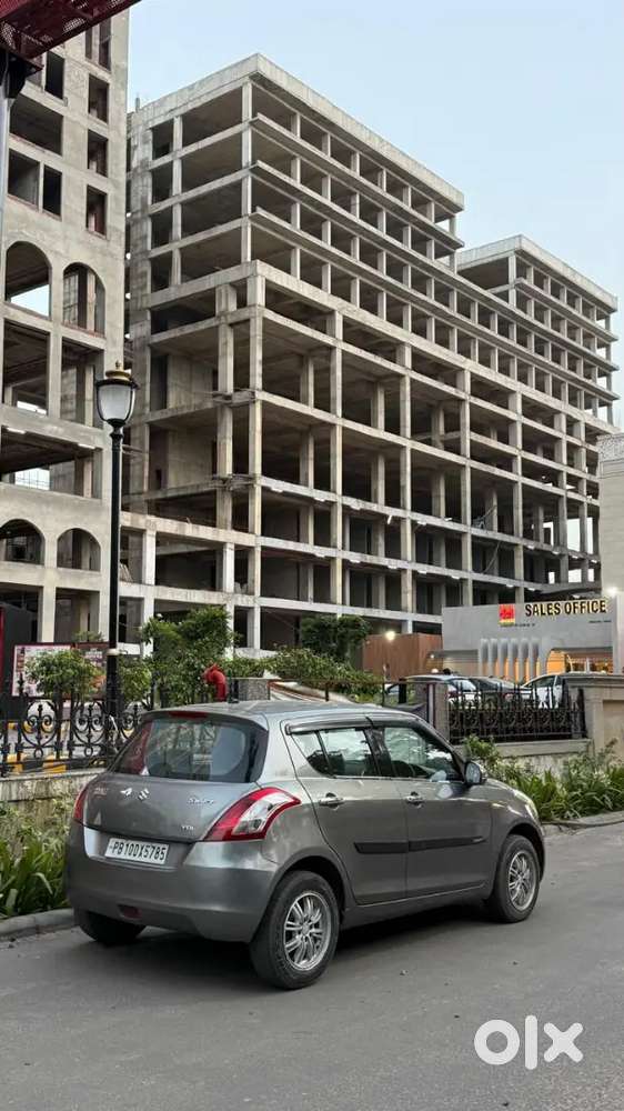 Maruti Suzuki Swift 2012 Diesel 97000 Km Driven