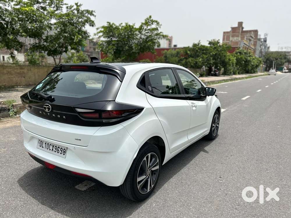 Tata Altroz Xz Plus (s), 2024, Cng & Hybrids