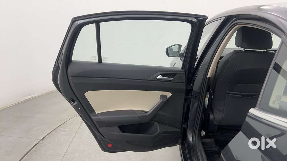 Skoda Slavia Style 1.5l Tsi Dsg, 2023, Petrol