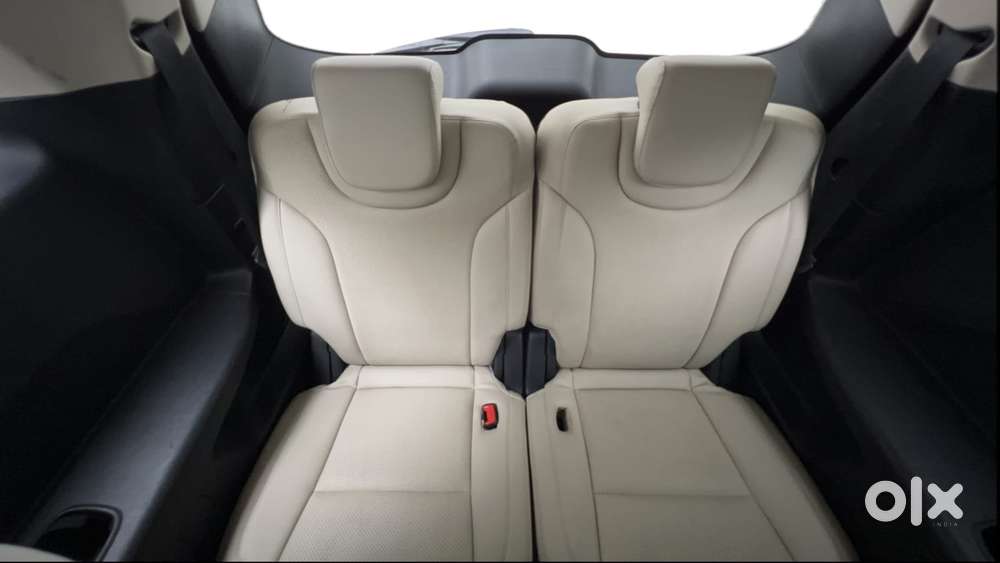 Mahindra Xuv700 2.2 Ax 5 Diesel At 7 Str, 2023, Diesel